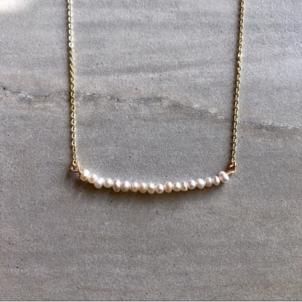 14k Gold Freshwater Pearl Bar Necklace - Picture 3 of 8